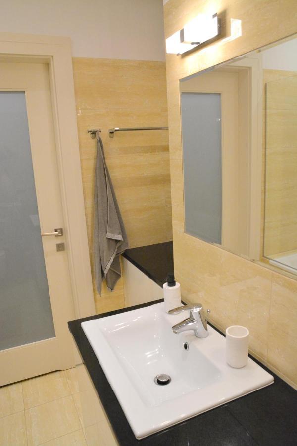 Azyl Apartments Varşovia Exterior foto